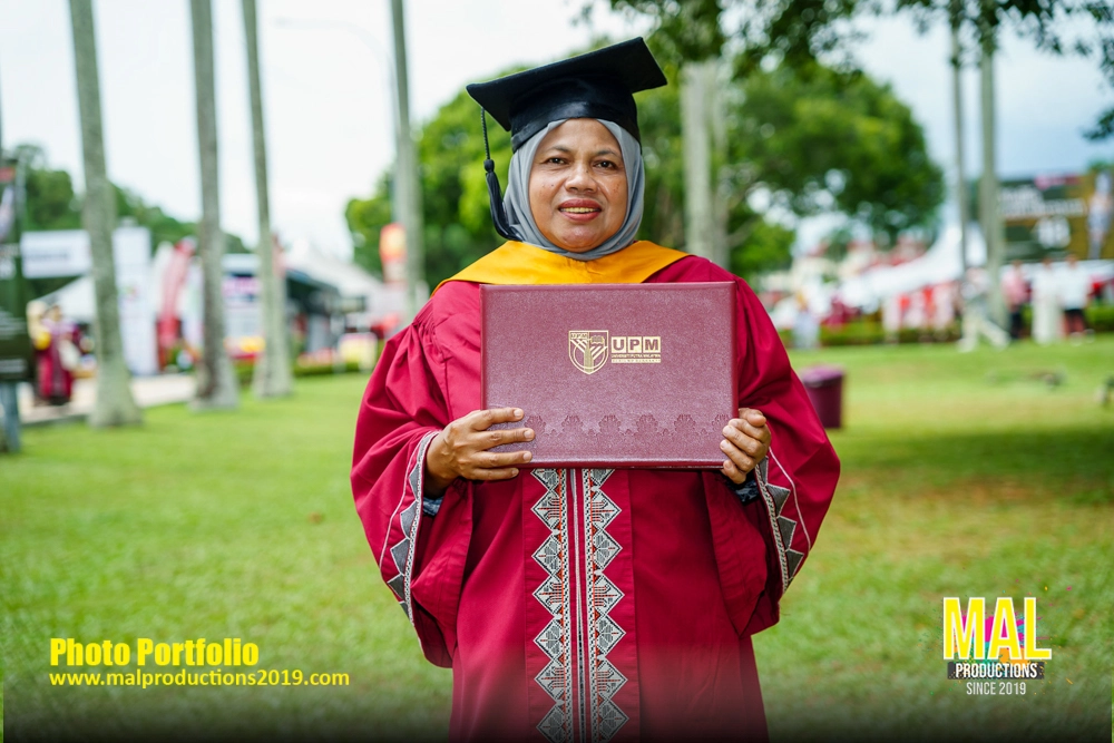 Gaduation Convocation UPM Portfolio MAL 2019 -20.webp